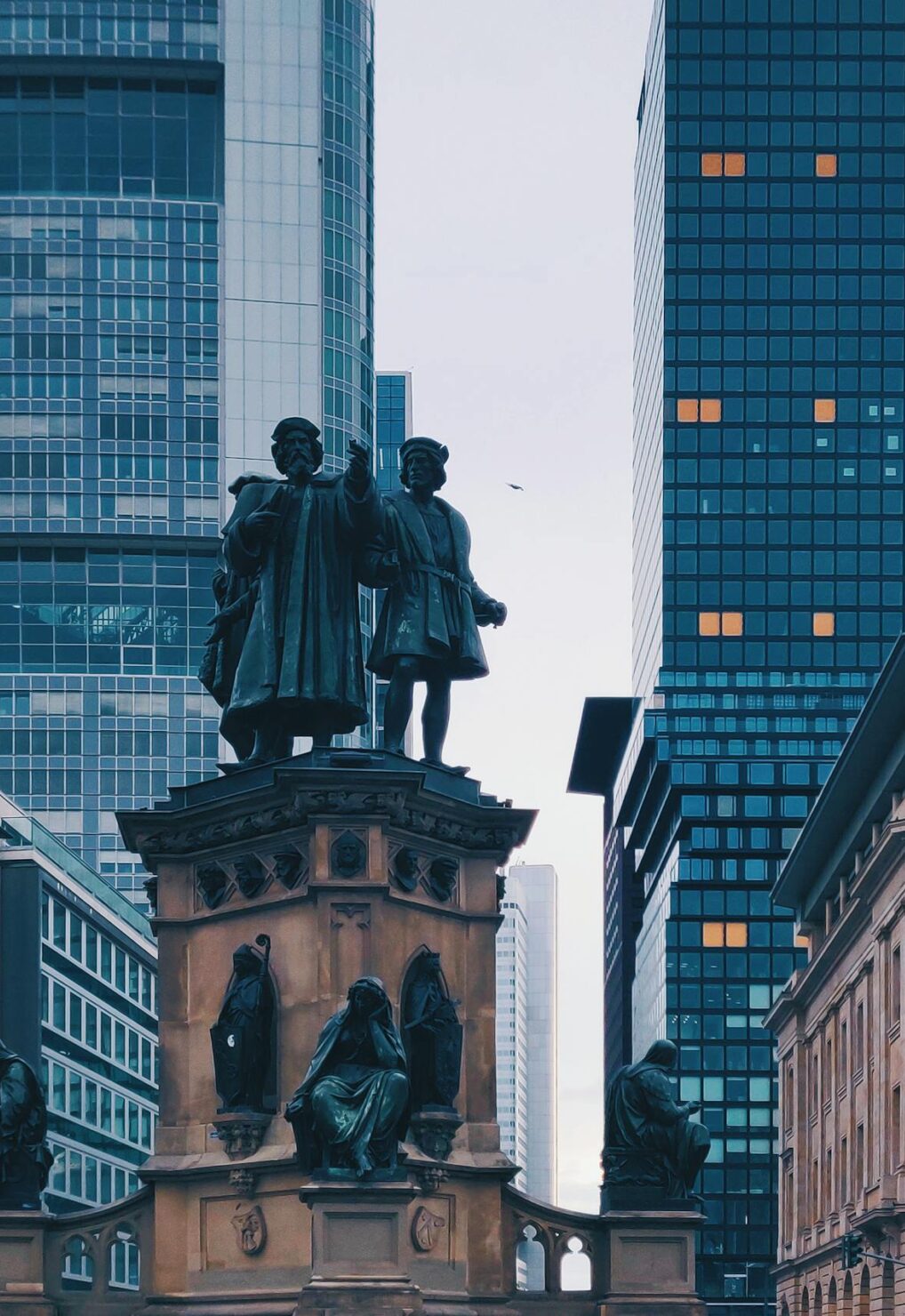 kapta {{brizy_dc_image_alt imageSrc=